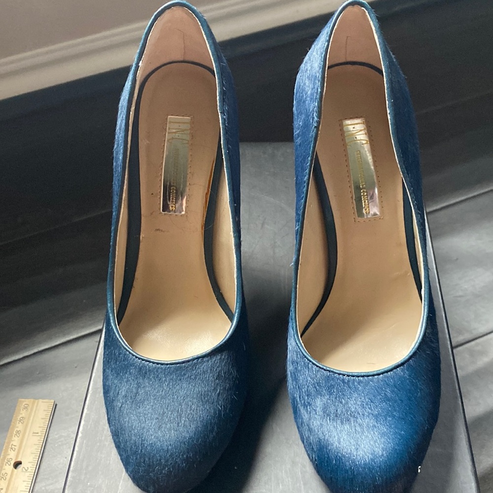 INC International women shoes. Size 6 - brand new